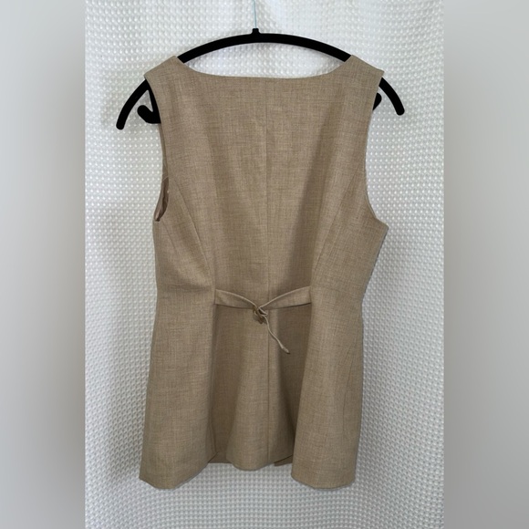 Rachel Zoe Tailored Vest Beige Square Neck Button Front Sleeveless Size 8 - Picture 10 of 12